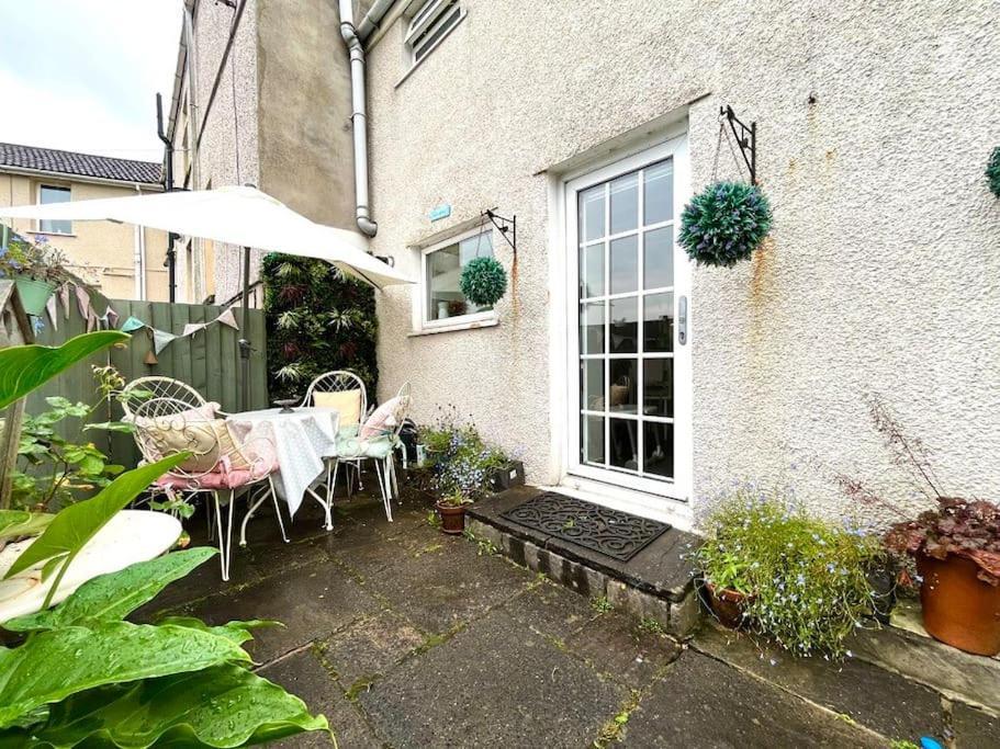 Wisteria Cottage An Authentic And Enchanting 2 Bedroom Cottage Experience Aberdare Extérieur photo