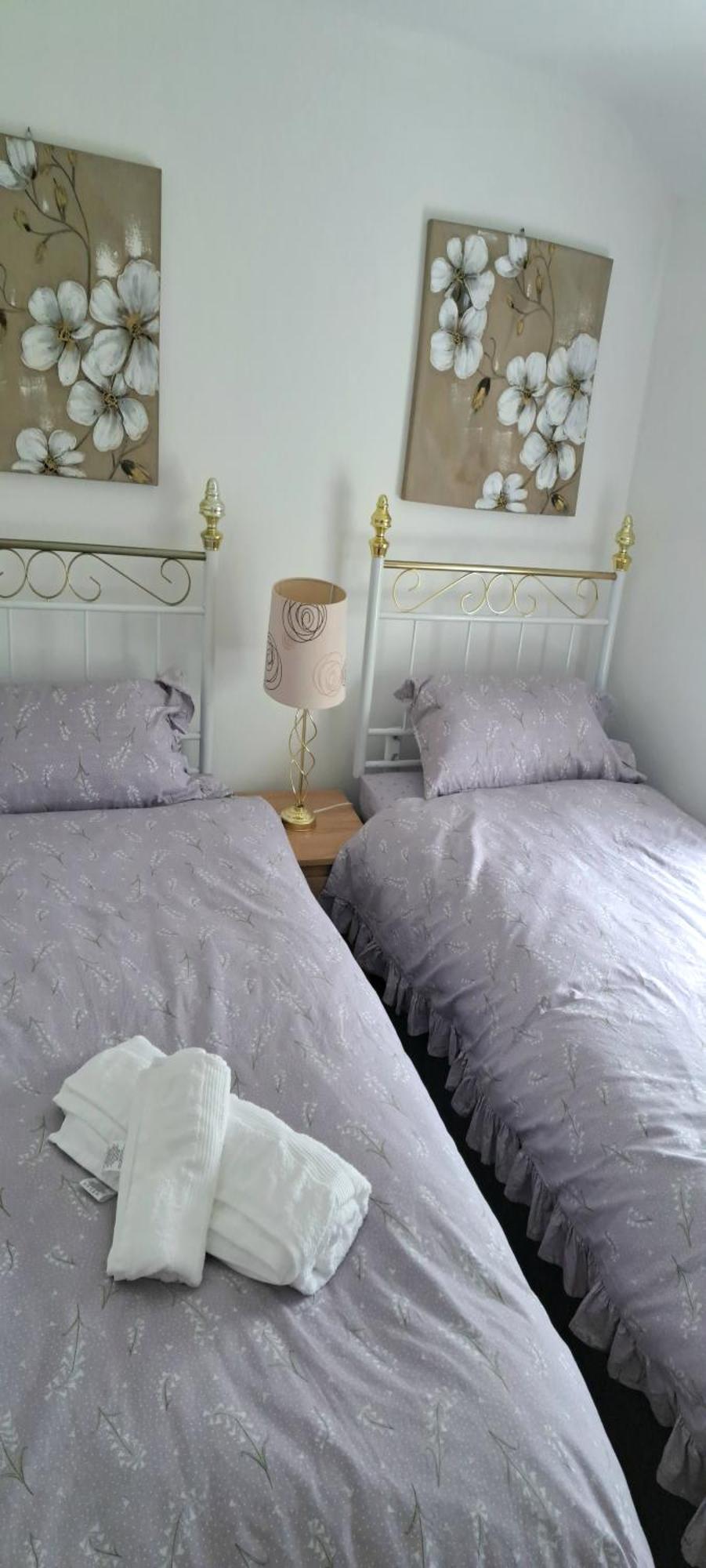 Wisteria Cottage An Authentic And Enchanting 2 Bedroom Cottage Experience Aberdare Extérieur photo